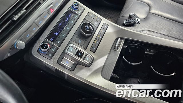 Hyundai Palisade Diesel 2.2 2WD Prestige 2022 — фото 9