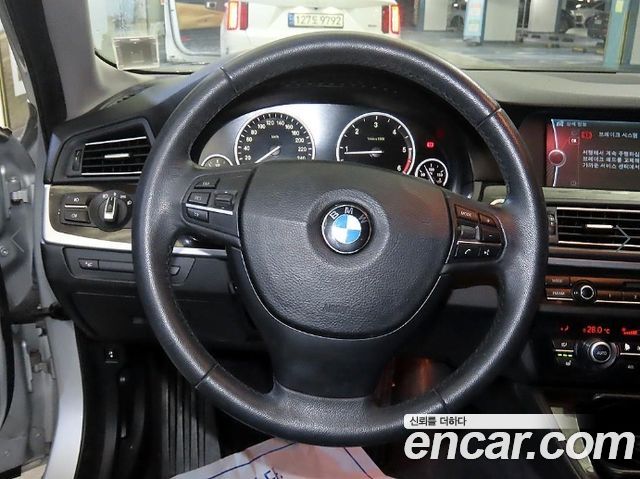 BMW 5 Series (F10) 520d 2013 — фото 8