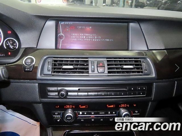 BMW 5 Series (F10) 520d 2013 — фото 15