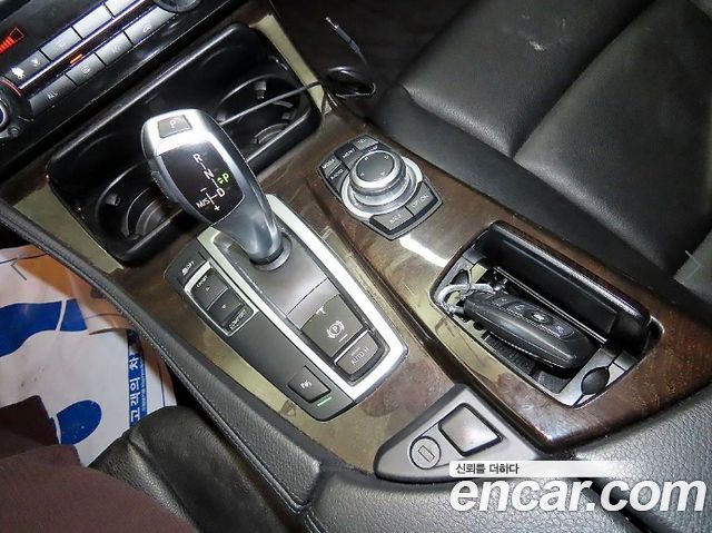 BMW 5 Series (F10) 520d 2013 — фото 16
