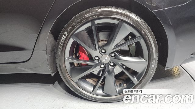 Genesis G70 Gasoline 3.3T 2WD 2023 — фото 5