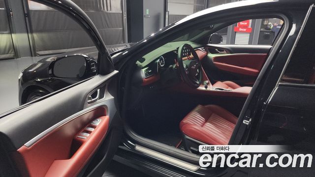 Genesis G70 Gasoline 3.3T 2WD 2023 — фото 10
