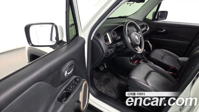 Jeep Renegade 2.0 Diesel Longitude AWD 2015 — фото 11
