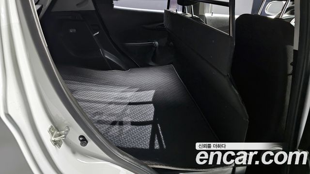 Chevrolet Spark Van 2020 — фото 12