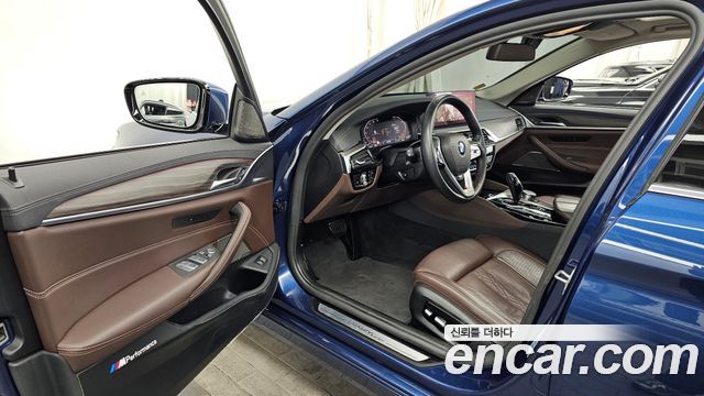 BMW 5 Series (G30) 530i Luxury 2021 — фото 10