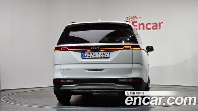 Kia Carnival (IV) Diesel 9-Seater Signature 2023 — фото 4