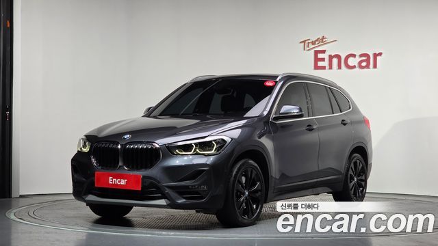 BMW X1 (F48) xDrive 20i Advantage 2020 — фото 1