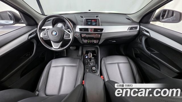 BMW X1 (F48) xDrive 20i Advantage 2020 — фото 7