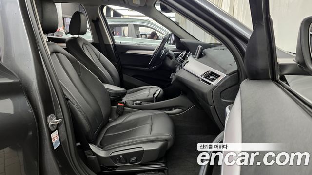 BMW X1 (F48) xDrive 20i Advantage 2020 — фото 11
