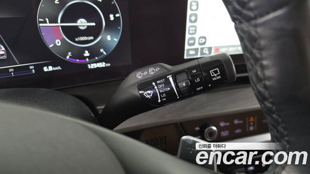 Kia Sportage (V) Diesel 2.0 2WD Signature 2022 — фото 18