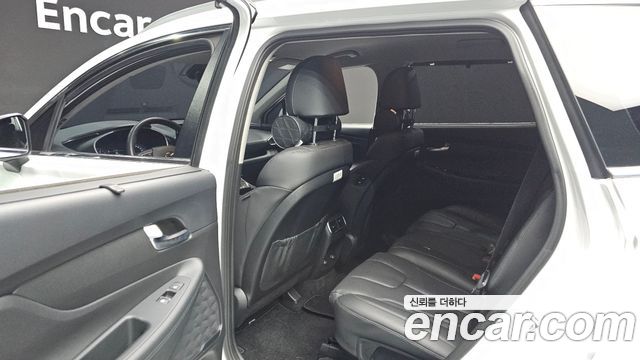 Hyundai Santa Fe Gasoline 2.5T 4WD Prestige 2022 — фото 12