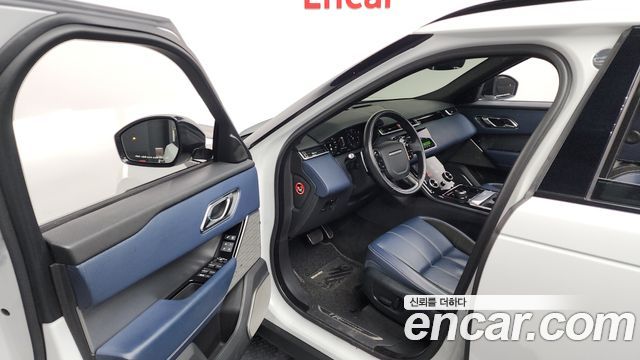 Land Rover Range Rover Velar 3.0 D300 R-Dynamic SE 2019 — фото 10