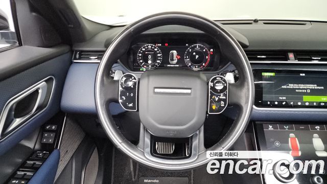 Land Rover Range Rover Velar 3.0 D300 R-Dynamic SE 2019 — фото 13