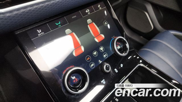 Land Rover Range Rover Velar 3.0 D300 R-Dynamic SE 2019 — фото 16
