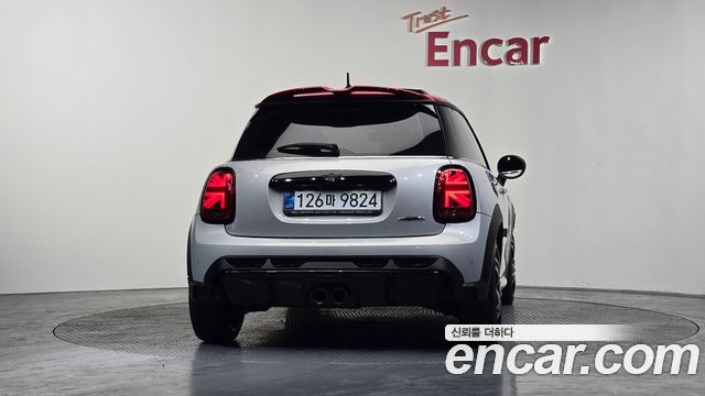 MINI Cooper S JCW 3rd Generation 2021 — фото 4