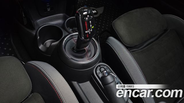 MINI Cooper S JCW 3rd Generation 2021 — фото 9