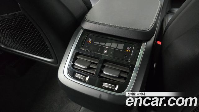 Volvo XC90 (II) B6 Inscription 2022 — фото 19