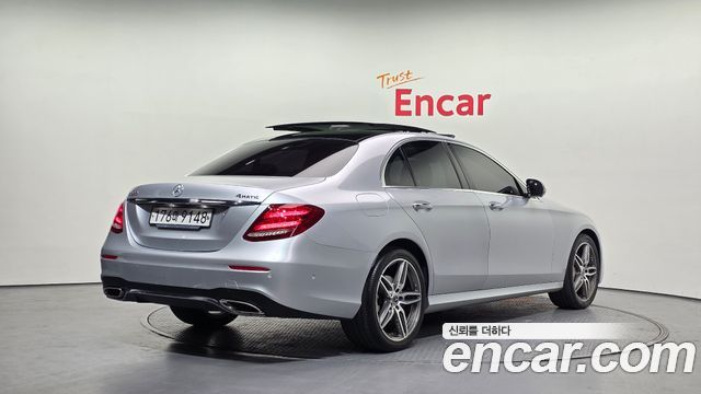 Mercedes-Benz E-Class (W213) E300 4MATIC AMG Line 2020 — фото 2