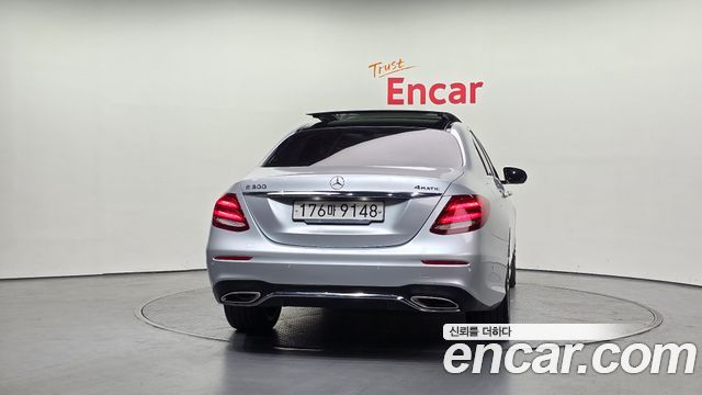 Mercedes-Benz E-Class (W213) E300 4MATIC AMG Line 2020 — фото 4