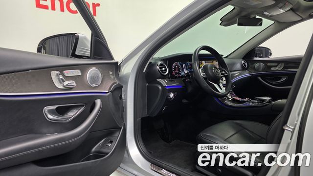 Mercedes-Benz E-Class (W213) E300 4MATIC AMG Line 2020 — фото 13