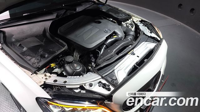 Mercedes-Benz C-Class (W205) C200 AMG Line 2021 — фото 6