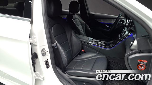 Mercedes-Benz C-Class (W205) C200 AMG Line 2021 — фото 10