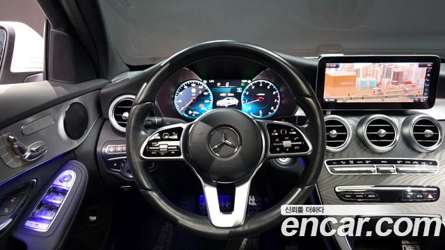Mercedes-Benz C-Class (W205) C200 AMG Line 2021 — фото 17