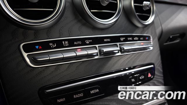 Mercedes-Benz C-Class (W205) C200 AMG Line 2021 — фото 20