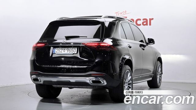 Mercedes-Benz GLE-Class (W167) GLE450 4MATIC 2024 — фото 2
