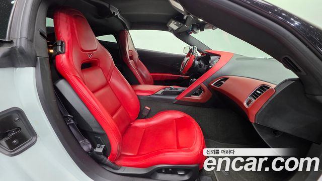 Chevrolet Corvette Coupe 2017 — фото 10