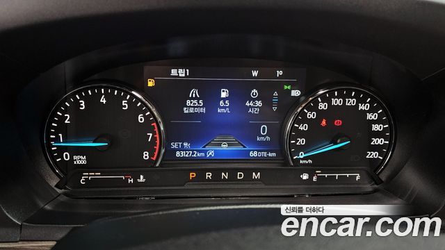 Ford Explorer (VI) 2.3 LimIted 4WD 2020 — фото 8