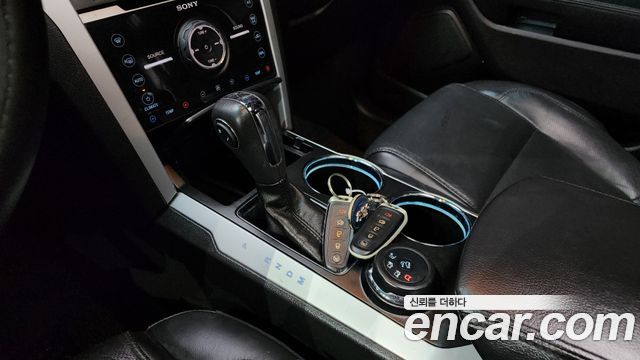 Ford Explorer 3.5 Limited 4WD 5th 2014 — фото 9