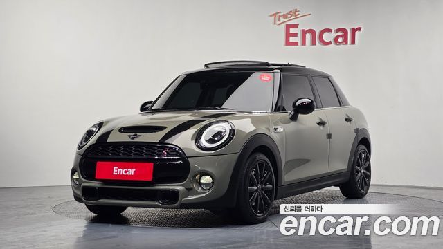MINI Cooper S 5Door Standard 3rd