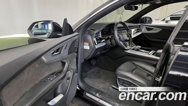 Audi Q8 (4M) 45 TDI Quattro Premium 2021 — фото 10