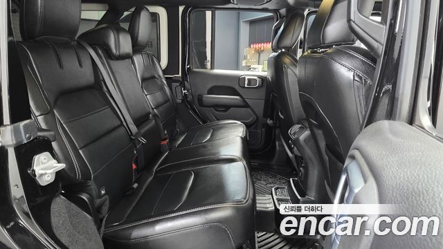 Jeep Wrangler (JL) 2.0 Overland 4Door 4xe 2021 — фото 12