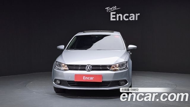 Volkswagen Jetta 2.0 TDI 6th 2011 — фото 3