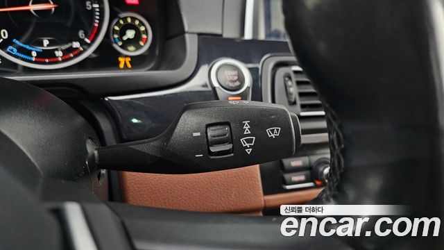 BMW 5 Series (F10) 520d M Aero Dynamic 2016 — фото 17