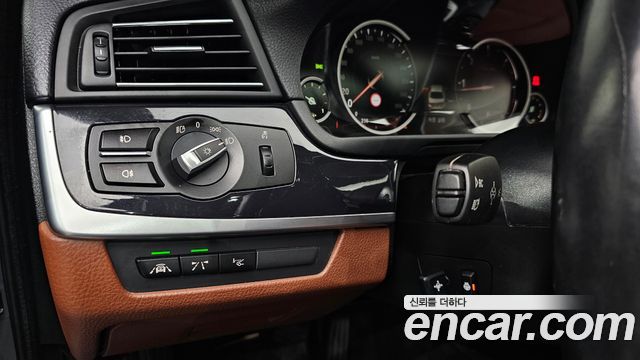 BMW 5 Series (F10) 520d M Aero Dynamic 2016 — фото 18