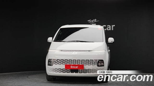 Hyundai Staria Tourer 9-Seater Modern 2025 — фото 3