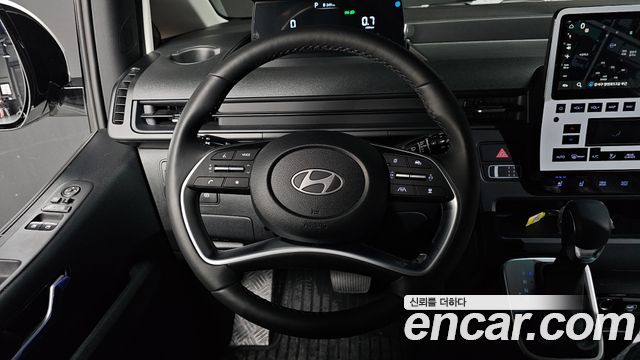 Hyundai Staria Tourer 9-Seater Modern 2025 — фото 13