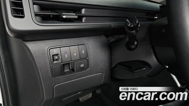 Hyundai Staria Tourer 9-Seater Modern 2025 — фото 16