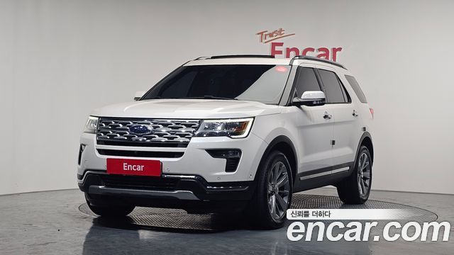 Ford Explorer 2.3 Limited 4WD 5th