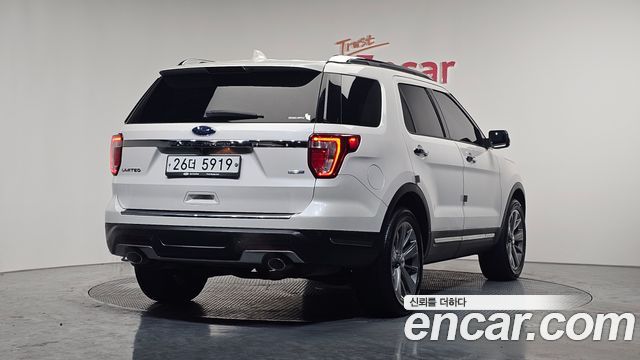 Ford Explorer 2.3 Limited 4WD 5th 2018 — фото 2
