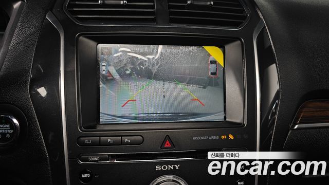 Ford Explorer 2.3 Limited 4WD 5th 2018 — фото 16