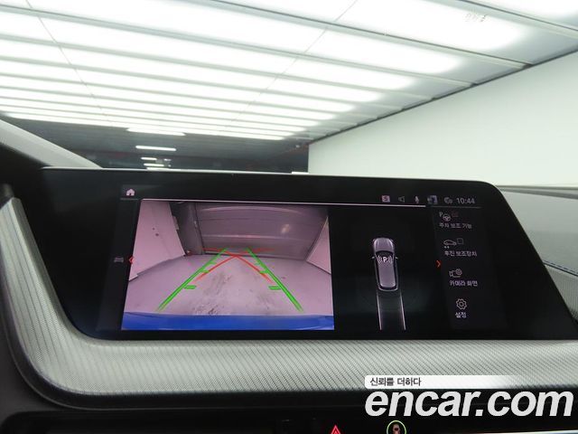 BMW 1 Series (F40) 120i M Sports 2023 — фото 18