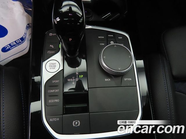 BMW 1 Series (F40) 120i M Sports 2023 — фото 20