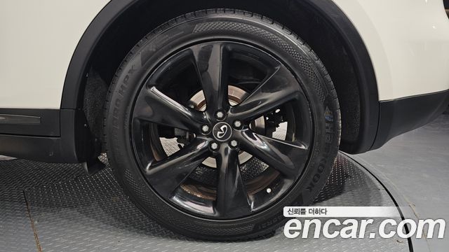 Infiniti QX70 3.7 AWD 2017 — фото 5