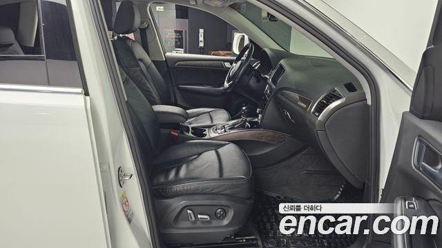 Audi Q5 45 TDI Quattro 8R 2015 — фото 11