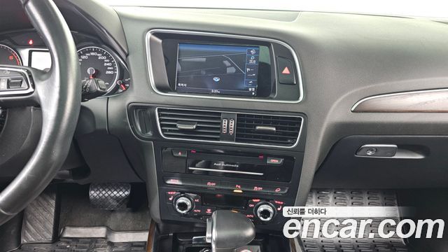 Audi Q5 45 TDI Quattro 8R 2015 — фото 14