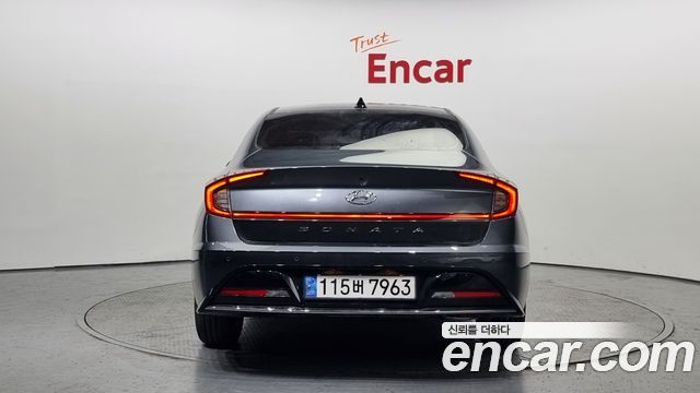 Hyundai Sonata (DN8) 2.0 Premium Plus 2022 — фото 4